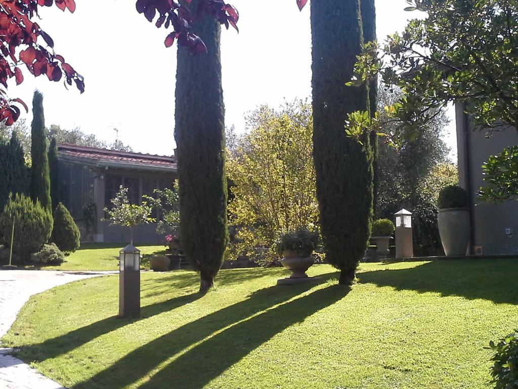 Residenza Teodorico Re B&B Viterbo Esterno foto