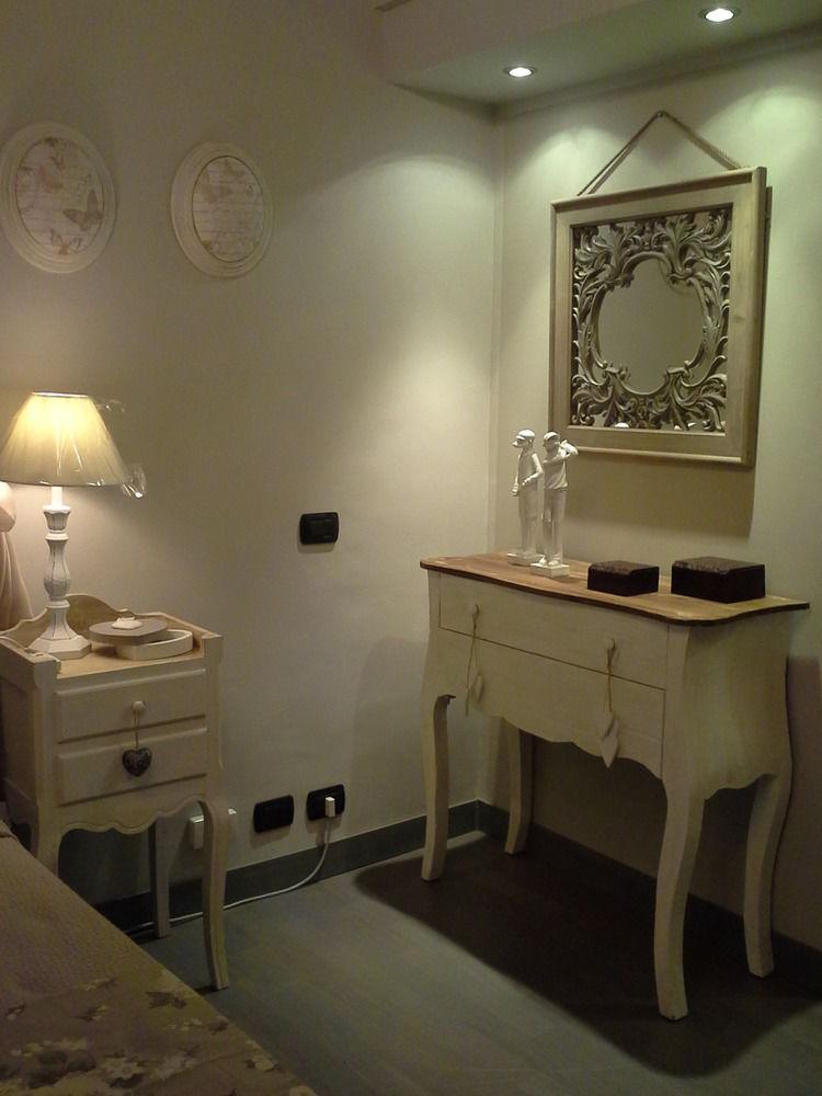Residenza Teodorico Re B&B Viterbo Esterno foto