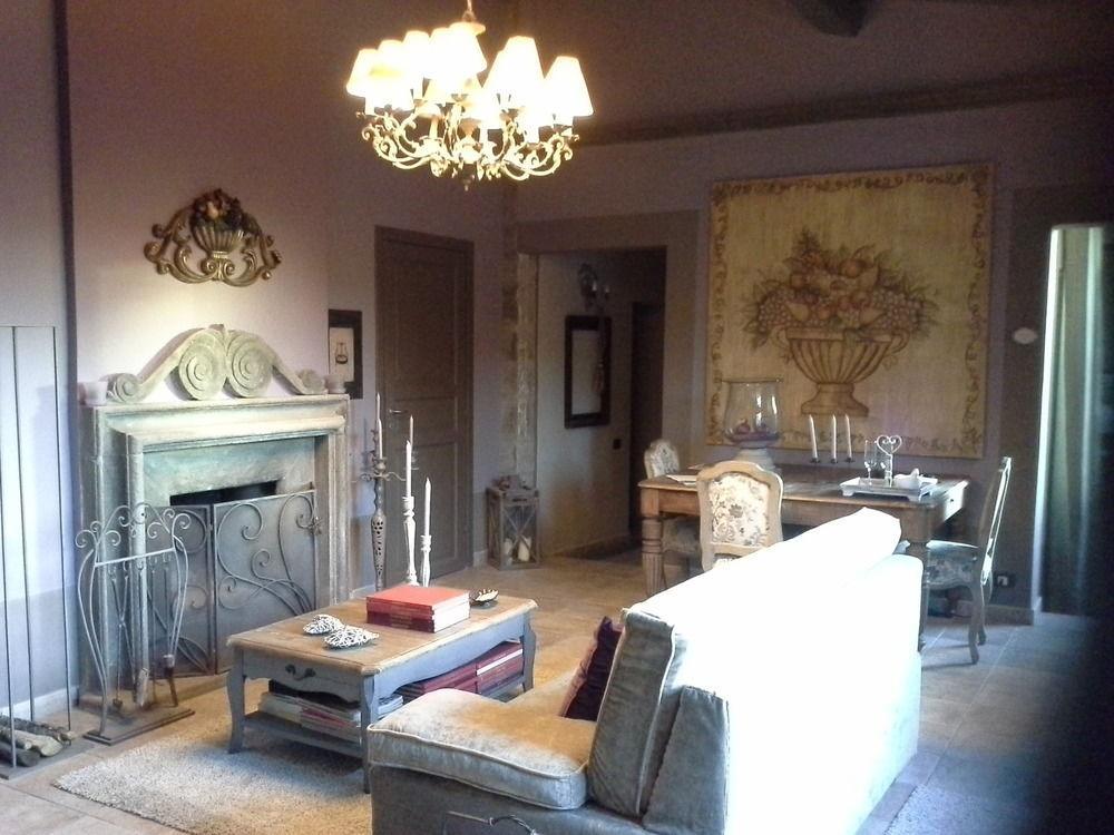 Residenza Teodorico Re B&B Viterbo Esterno foto