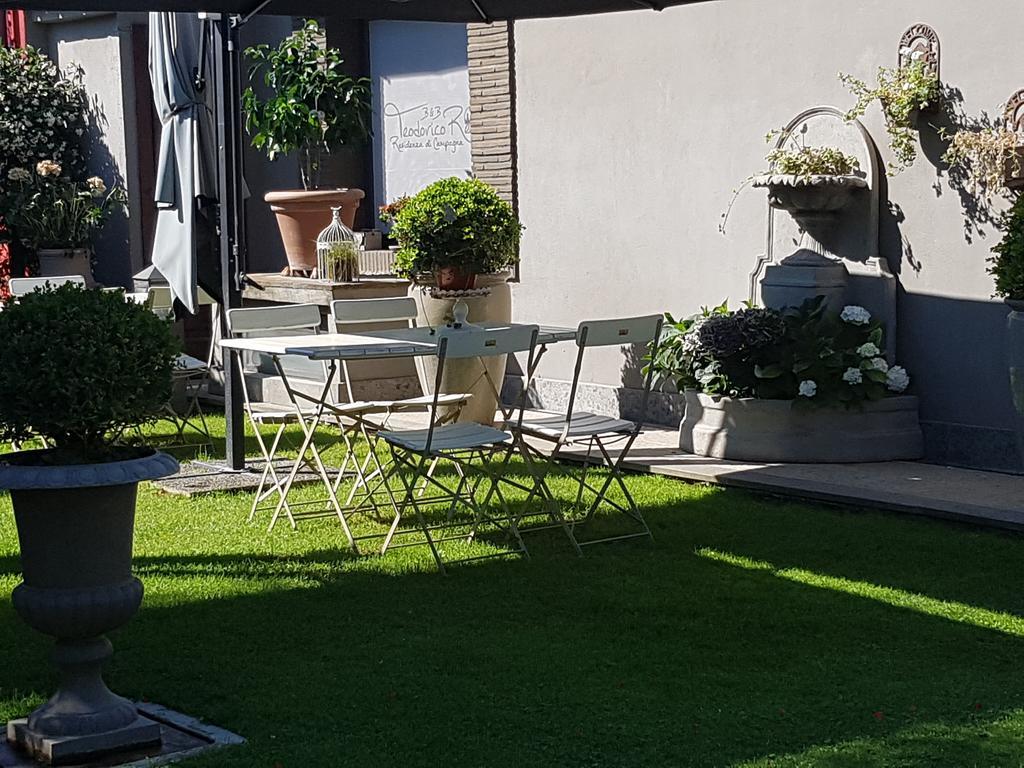 Residenza Teodorico Re B&B Viterbo Esterno foto